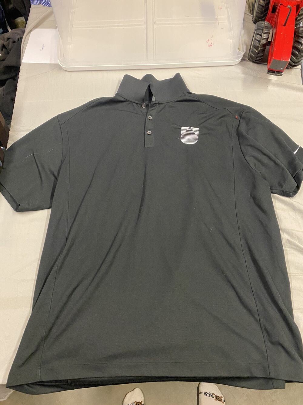 Nike Mens Golf Polo Shirt Black Short Sleeve Dri-Fit 2XL Unknown Logo?